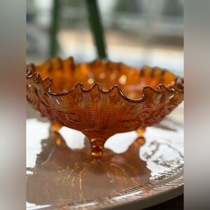 Carnival Ruffled Glass Footed Dish Open Rose Marigold Pattern 8”